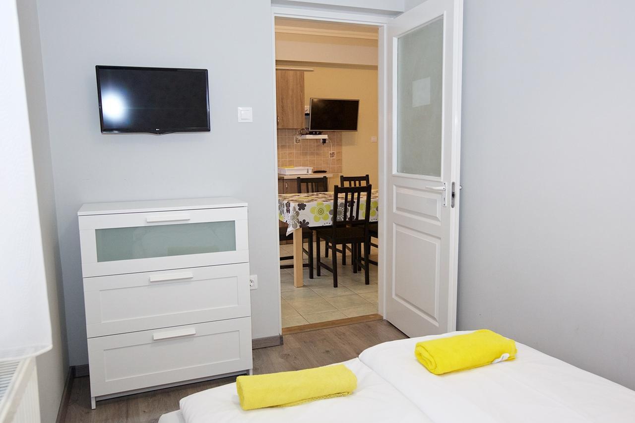 Zoli Apartmanok-Timi Koelcsey 34-36 Hajduszoboszlo Exterior photo